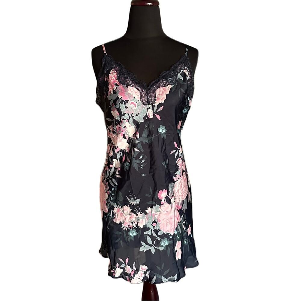 Victoria's Secret Navy Lace floral Chemise